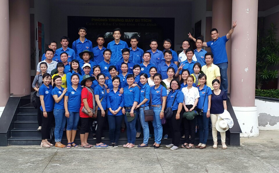 Đoàn cơ sở Sở VHTTDL tổ chức về nguồn tại tỉnh Bến Tre